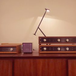 old Mark Levinson プリアンプ