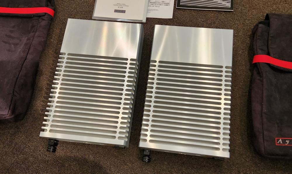 Ayre MX-R mono Poweramp used｜モノラルパワーアンプ｜XLR入力