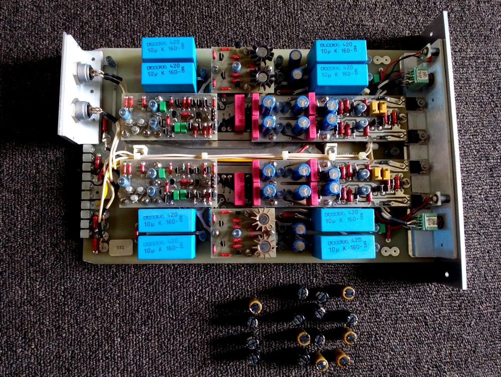 cello P100 MMモジュールも装着・交換可能です