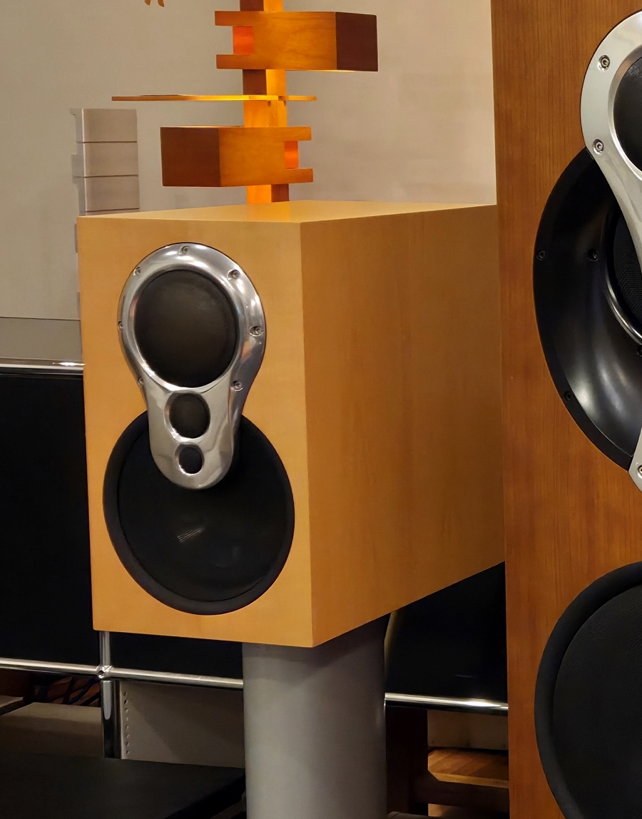 ”ミニ”コムリ”