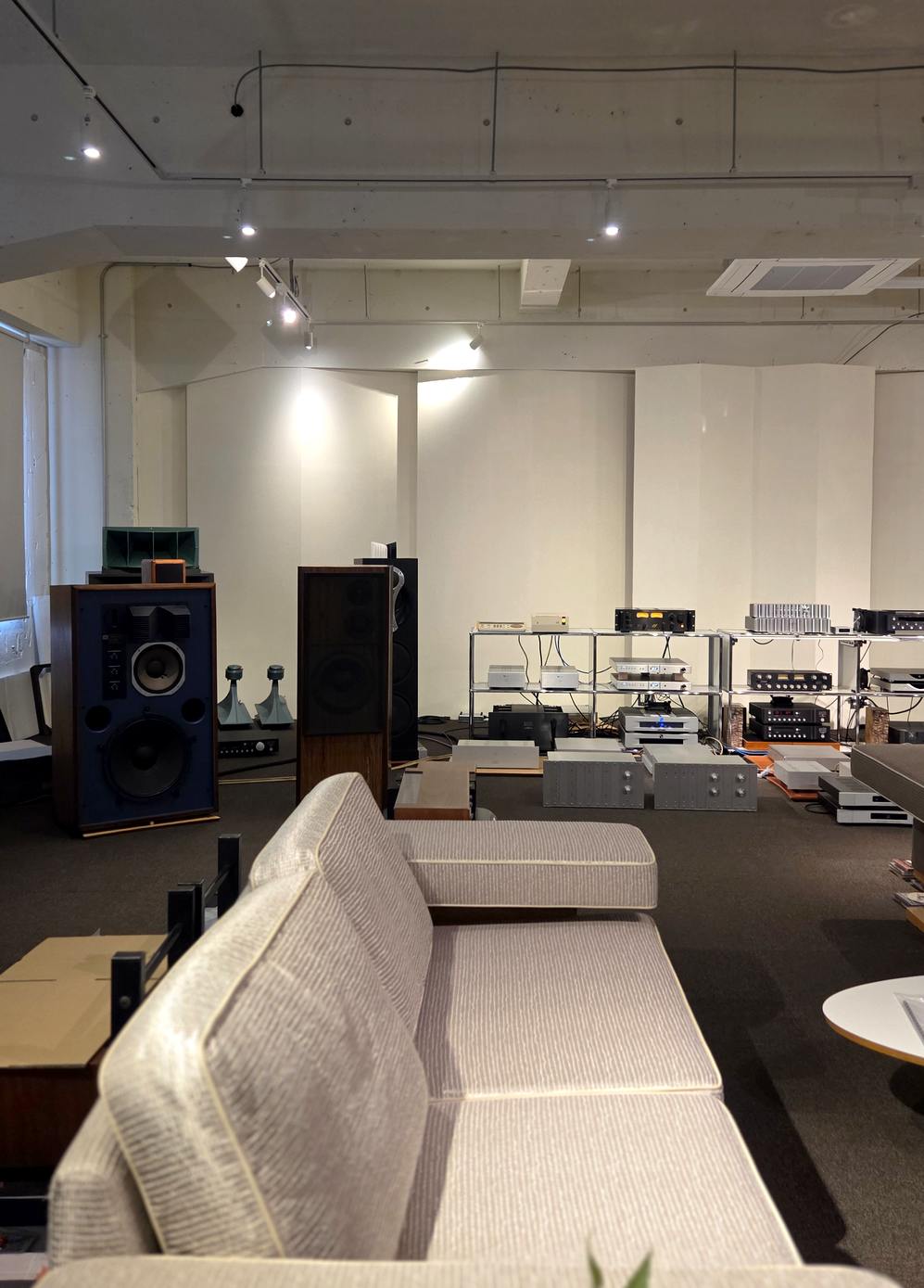 試聴環境｜JBL4344MK2など